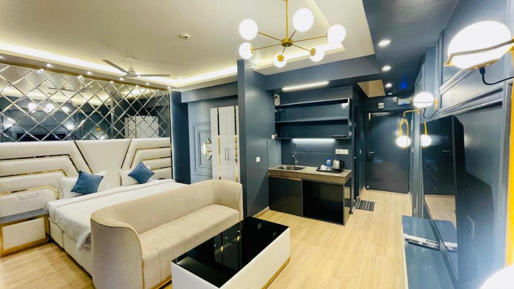 Aparthotel The Grace Residency - Gomtinagar, Lucknow Extérieur photo