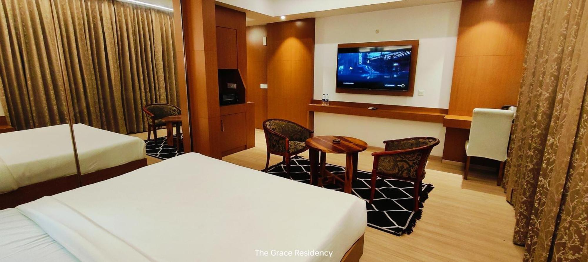 Aparthotel The Grace Residency - Gomtinagar, Lucknow Extérieur photo