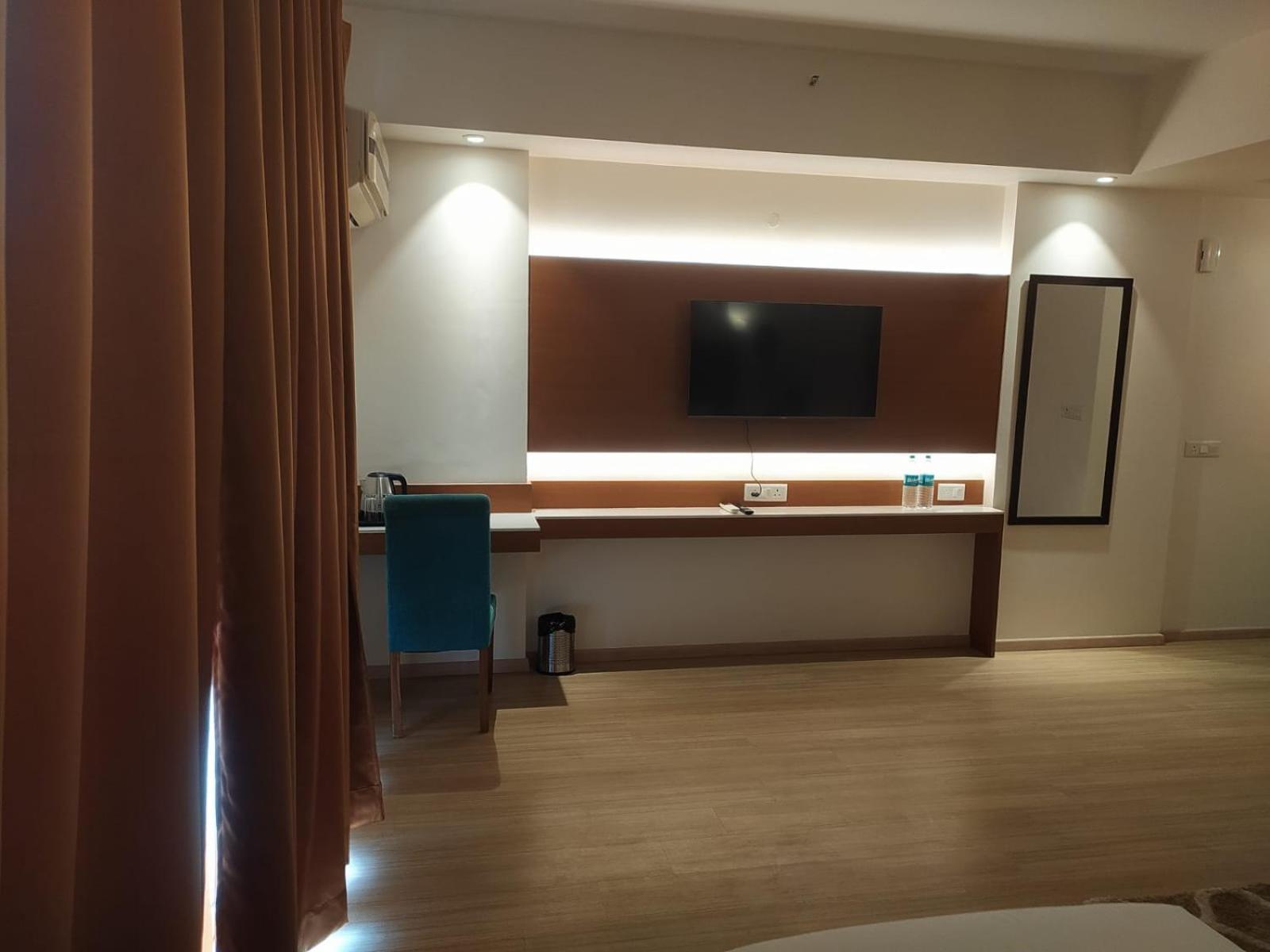 Aparthotel The Grace Residency - Gomtinagar, Lucknow Extérieur photo